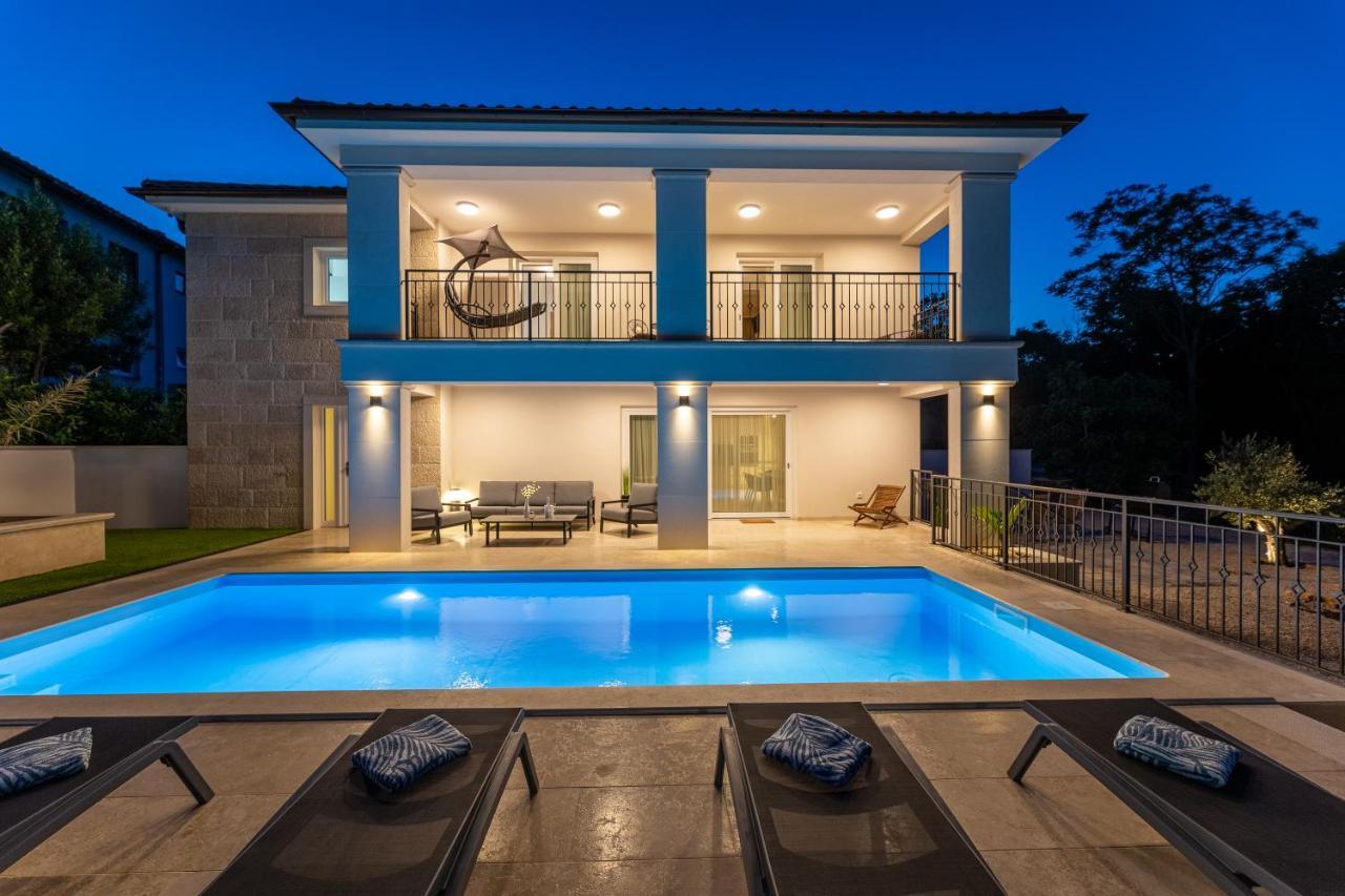 Villa Pafran With Heated Pool Krk Krk Town Bagian luar foto