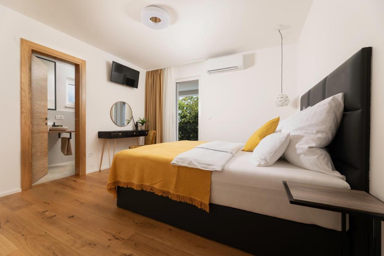 Villa Pafran With Heated Pool Krk Krk Town Bagian luar foto