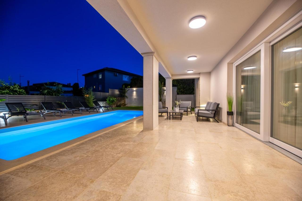 Villa Pafran With Heated Pool Krk Krk Town Bagian luar foto